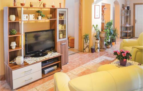 Holiday Home Majus Utca-balatonlelle