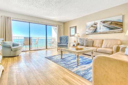 Beach Palms 406