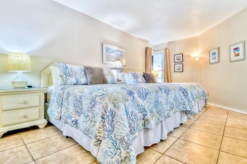 Beach Palms 406