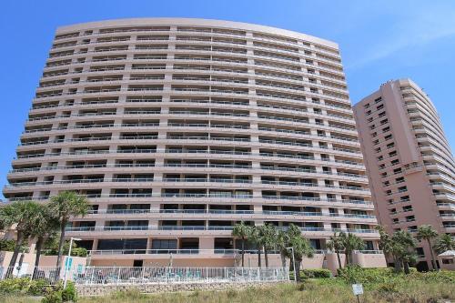 Crescent Beach Club I 14f