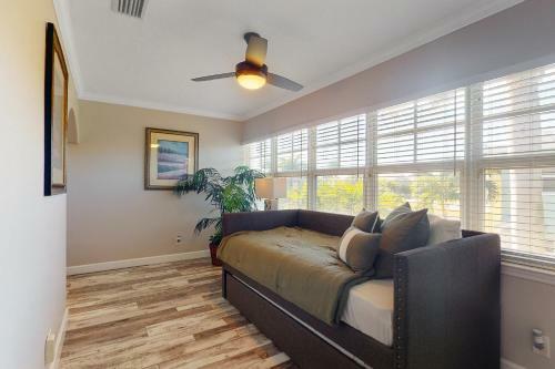 Barefoot Beach Resort A209