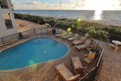 Belleair Beach Club 213
