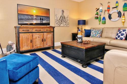 Reef Club 307