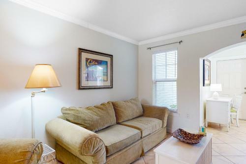 Barefoot Beach Resort F104