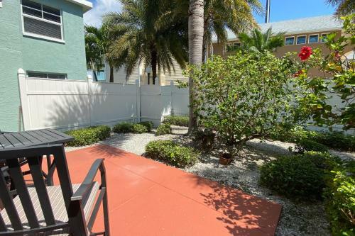 Barefoot Beach Resort F104