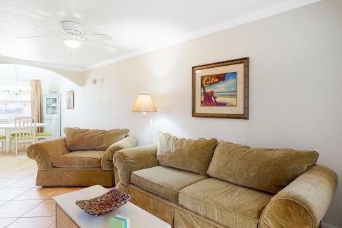 Barefoot Beach Resort F104