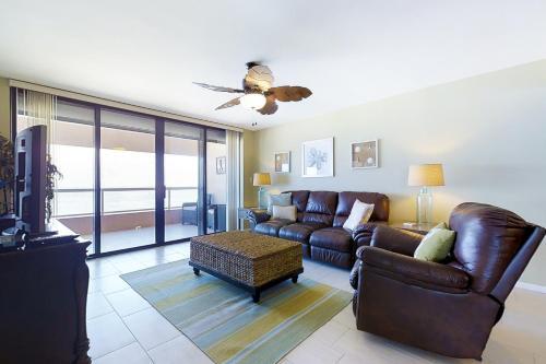 Crescent Beach Club I 15b
