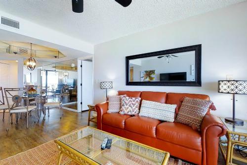 Crescent Beach Club II 6f