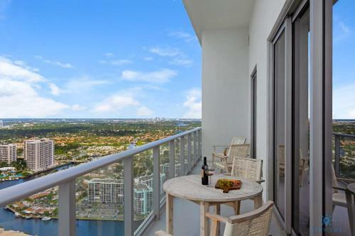 5 Amenities Luxury 1br Front Intracoastal View Balcony Infinity Edge Pool