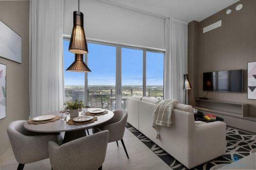 5 Amenities Luxury 1br Front Intracoastal View Balcony Infinity Edge Pool