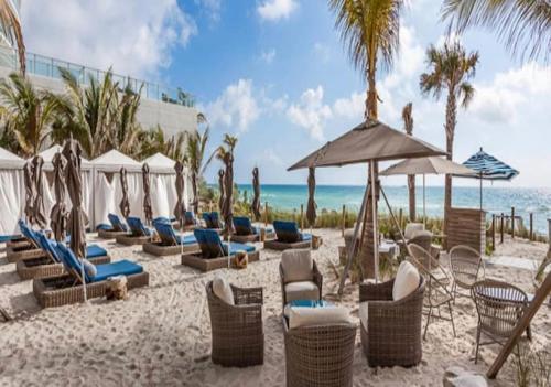 5 Beachfront Condo Amazing Rooftop Pool Front Oceanview Balcony