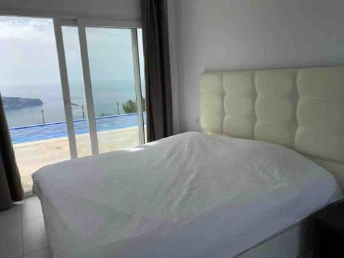 Luxury Villa With 360 Panoramic Views Heated Pool Spa