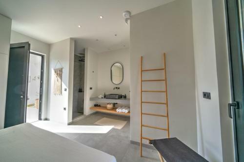 Villa Hestia - 6 Bedroom Luxury Villa With Seaview