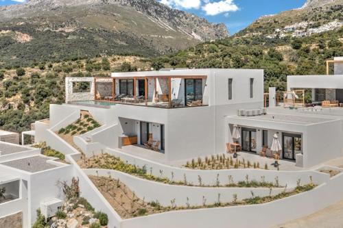 Villa Hestia - 6 Bedroom Luxury Villa With Seaview