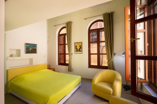 Byblos Villa Walking Distance To Everything W/heated Pool & Bbq