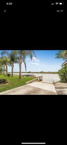 Villa Off The Hook Log Harbor Cabin