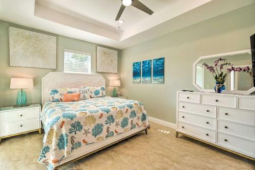 Venice Home With Beach Nearby And Walk To Park!