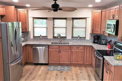 Little Ridge Ranch-west House-quiet Country Living