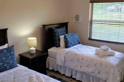 Little Ridge Ranch-west House-quiet Country Living