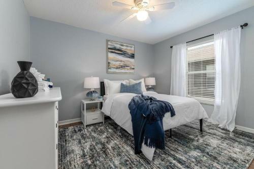 Contemporary South Tampa Gem