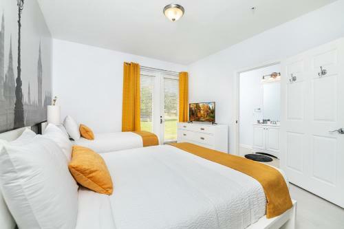 Updated Vista Cay Townhome, 10 Min From Universal