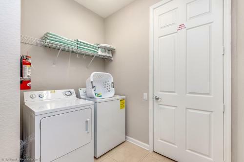 Apartamento Deluxe Condo Wlakeview, Minutes From Universal