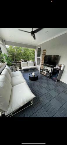 Luxe Home 1 Or 2 Bdrm With Rental Car Option