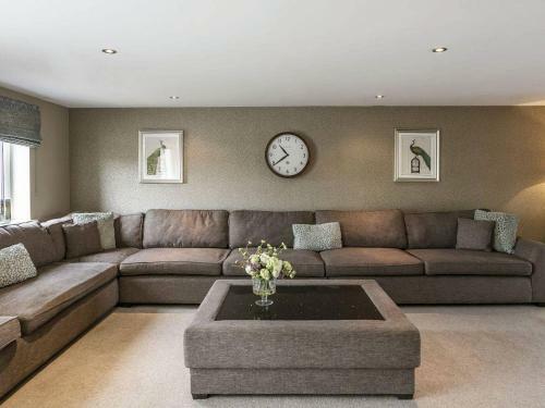 Carus Town House No 6