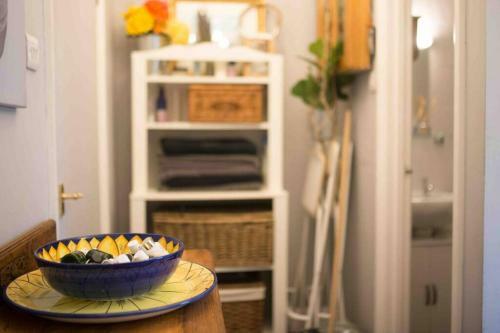 Apartamento Lovely Seaside Getaway With Pretty Courtyard
