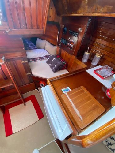 Private Sailing Boat Heart Of City