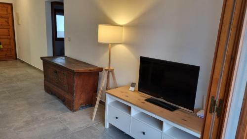 Precioso Apartamento Renovado Con Piscina