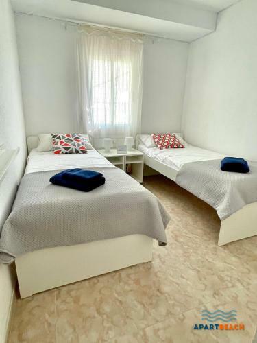 Apartbeach Sol Pins Frente Playa