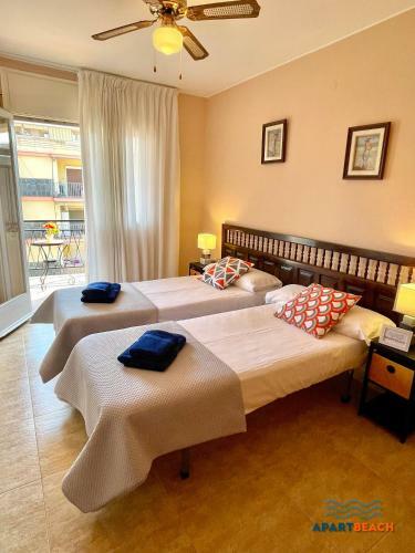 Apartbeach Cye 3 Junto Playa Climatizado Y Parquing