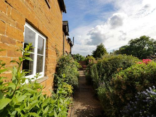Hill House Farm