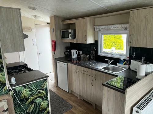 Relaxing And Quiet Holiday Cabin Sleeps 4