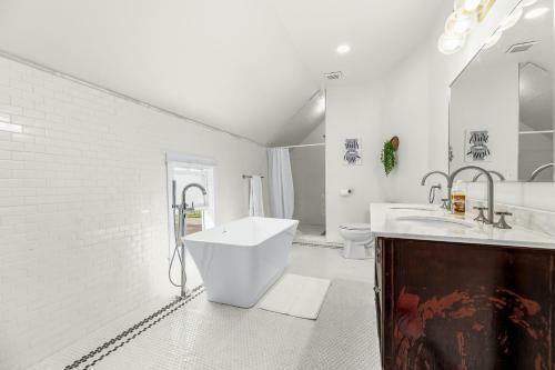 Gorgeous West Village Stunner Home