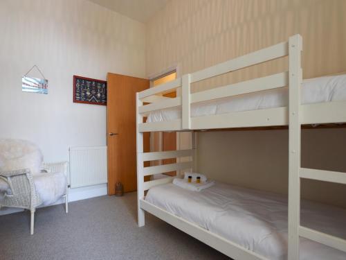 Pass The Keys 2bed Seafront Apartment With Fantastic Views And Parking