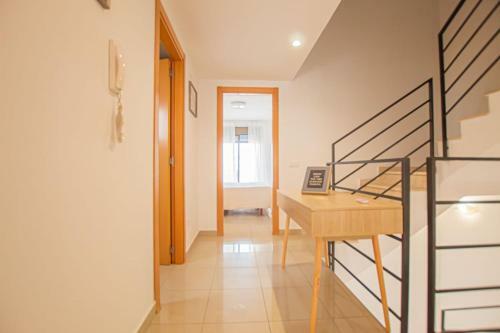 Agradable Casa Pareada En Miramar, Cerca Del Mar