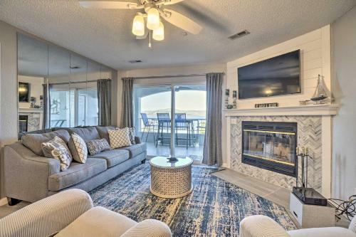 Apartamento Chic Hollister Condo With Table Rock Lake View!
