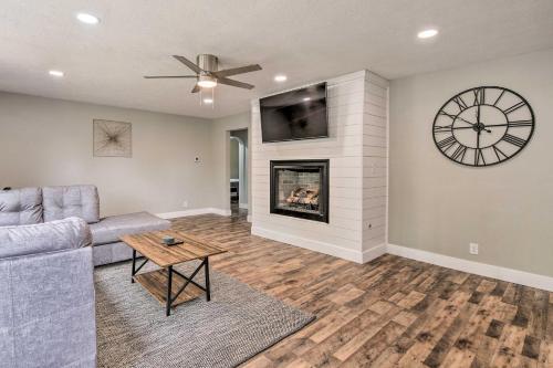 Modern Springfield Home Near Parks And Museums