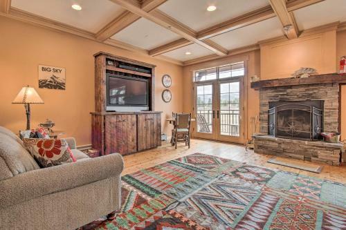 Lovely Big Sky Getaway Near Skiing And Golf!