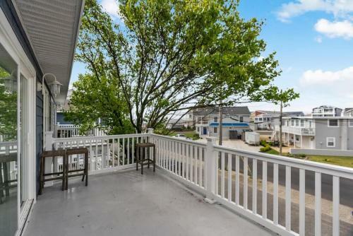 Radiant Beach Block Condo Parking Patio