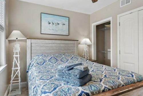 Radiant Beach Block Condo Parking Patio