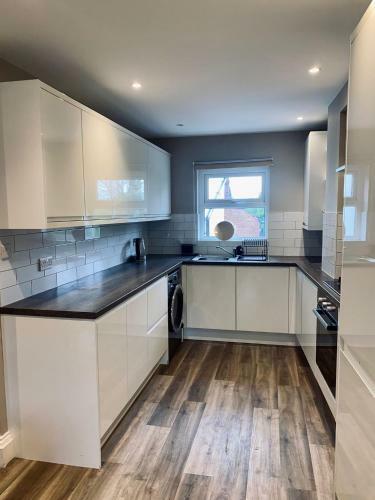 Apartamento Luxe 2 Bedroom Duplex With Free Parking