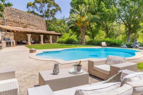 Mallorca Beautiful Villa With Pool In Puigpunyent