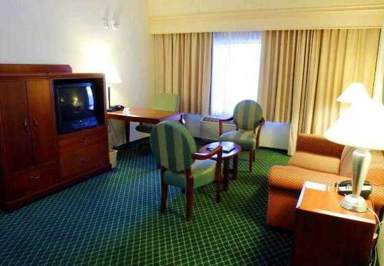 Hotel Courtyard By Marriott Salinas Monterey