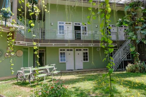 Hostal Griya Shanta Guest House