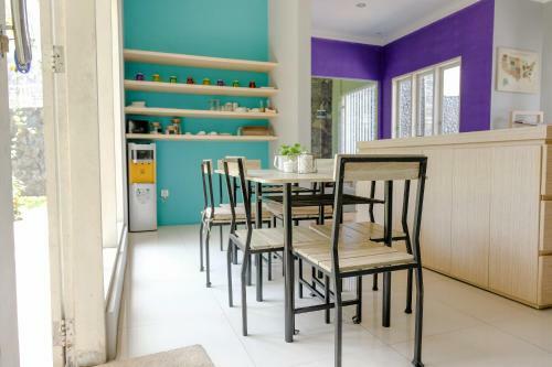 Hostal Griya Shanta Guest House