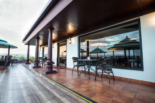 Hotel Jenny Residency Club