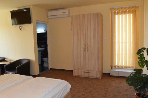 Hostal Pensiunea Beverly Hills